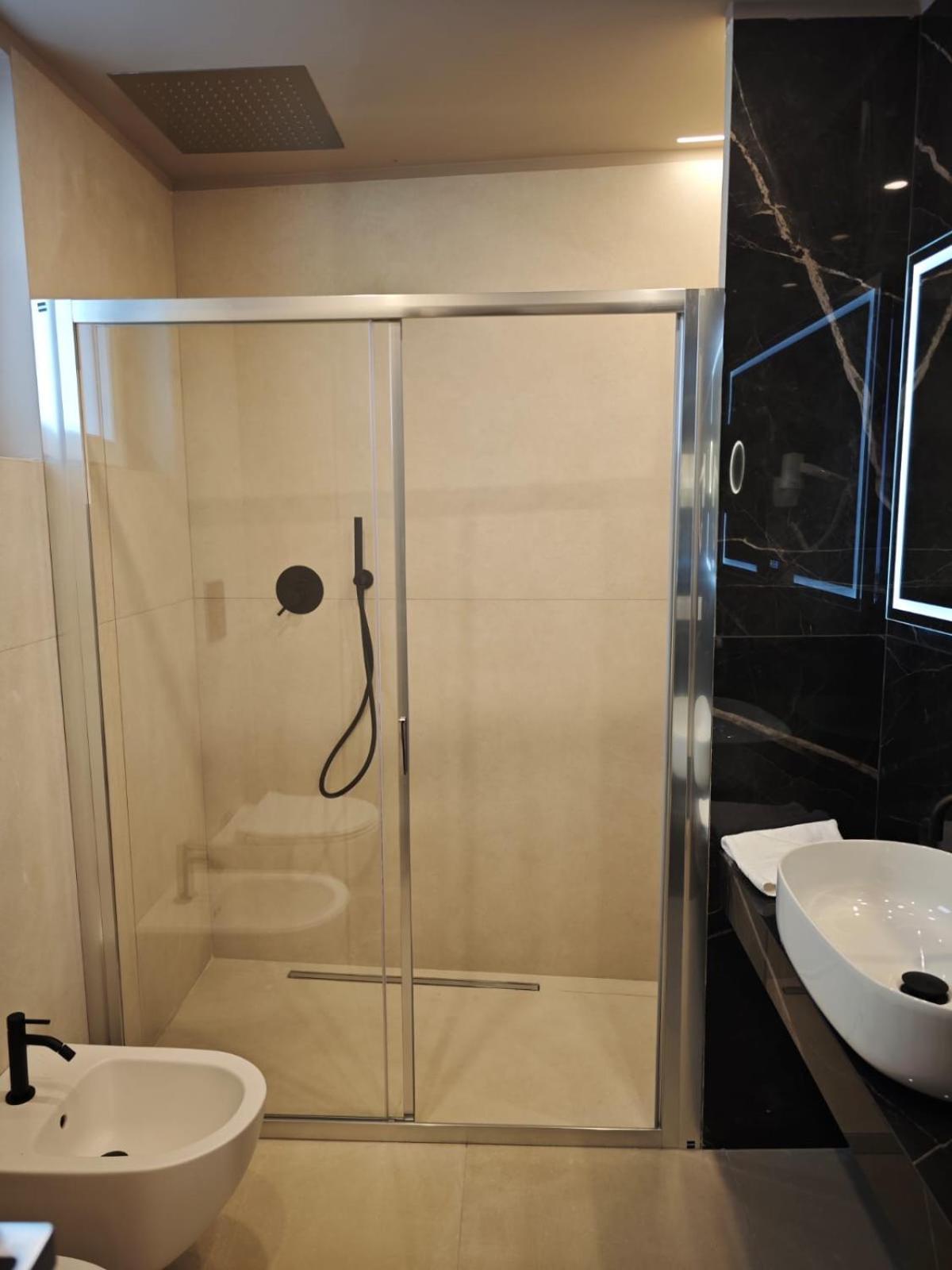 Shanti Rooms & Apartments Castello Баколи Экстерьер фото