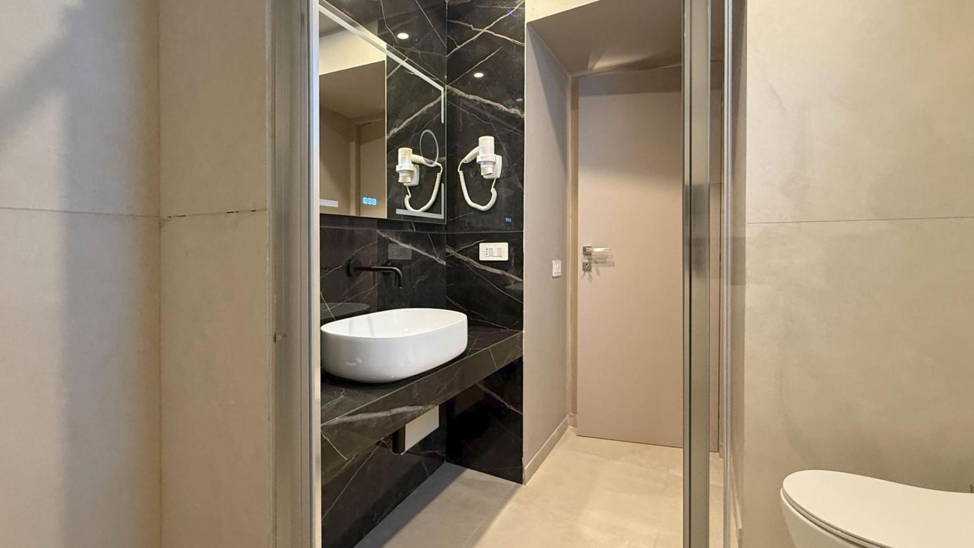 Shanti Rooms & Apartments Castello Баколи Экстерьер фото